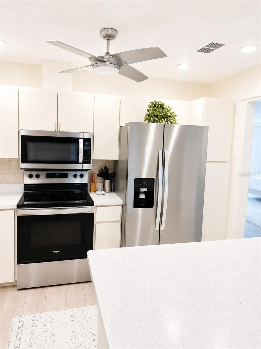 1211 CAPRI ISLES BOULEVARD #122 Venice, FL 34292