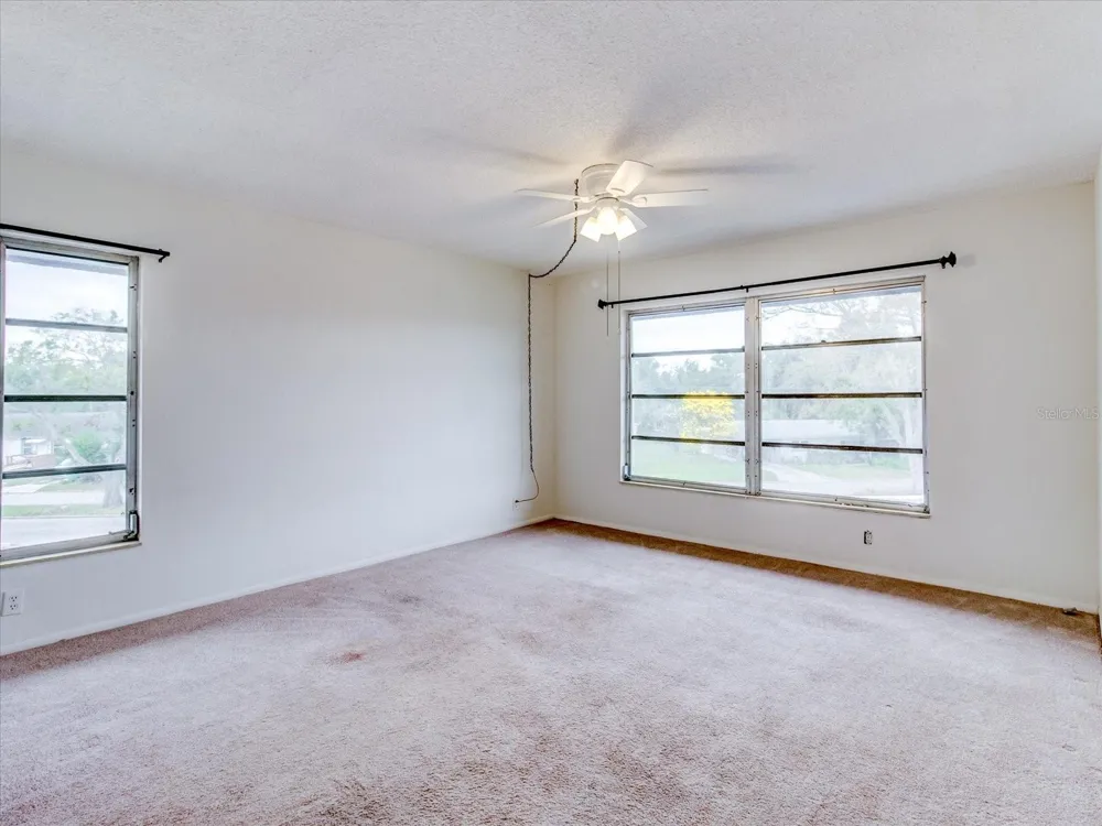 333 LAKE HOWARD DR NW #314D Winter Haven, FL 33880