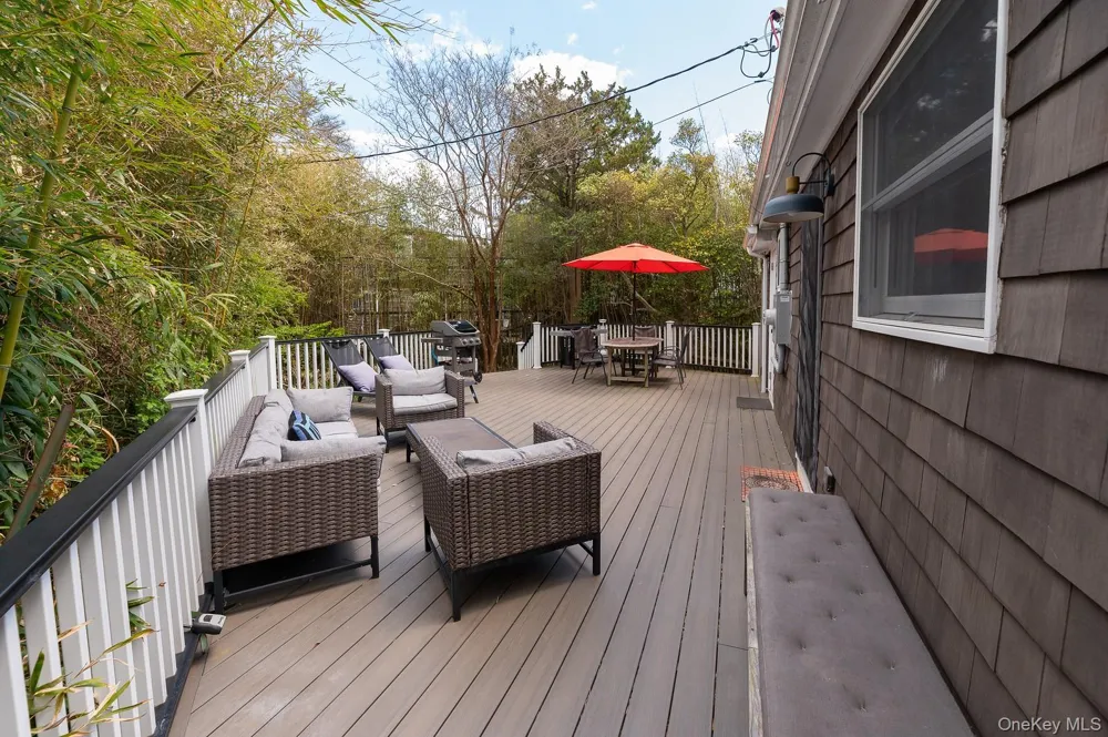 574 Bayberry Walk Ocean Beach, NY 11770
