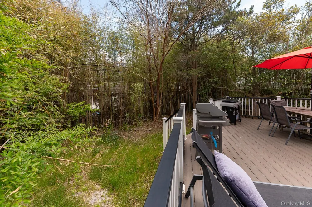 574 Bayberry Walk Ocean Beach, NY 11770