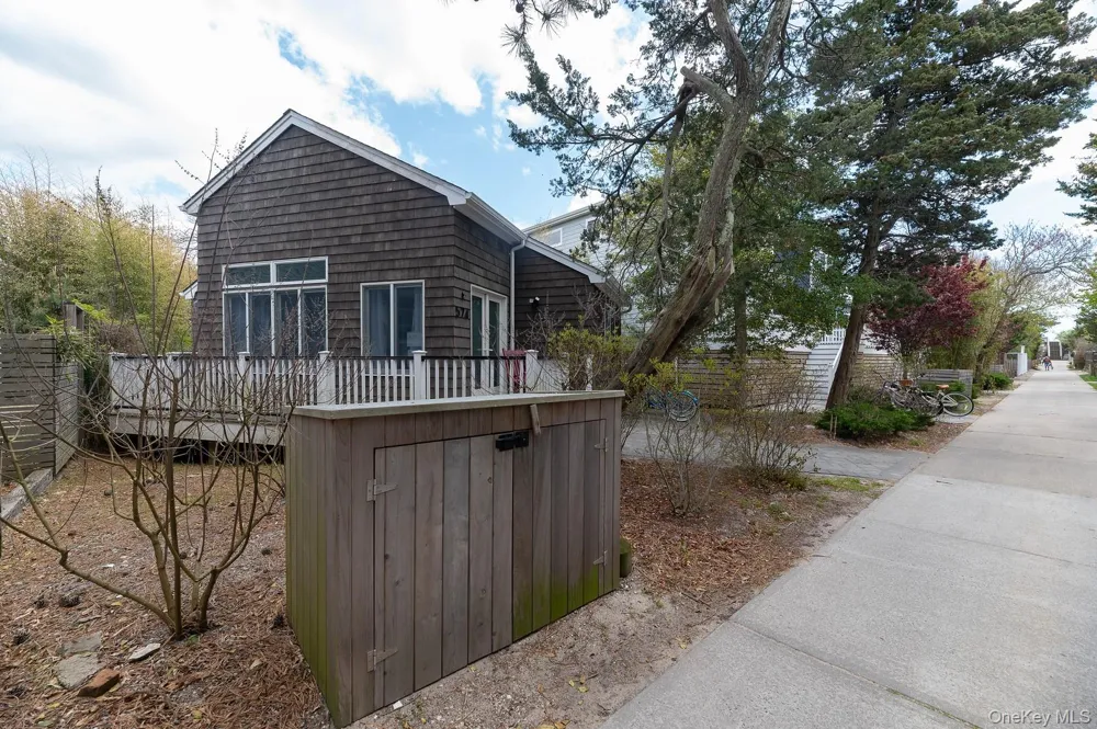 574 Bayberry Walk Ocean Beach, NY 11770