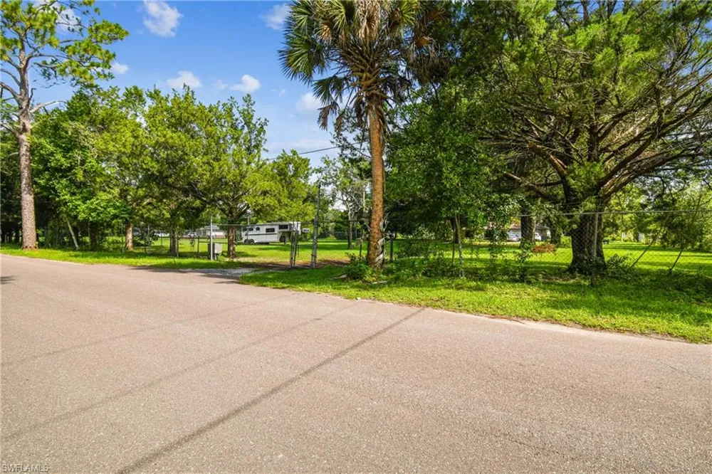 18139 BENES ROUSH ROAD Brooksville, MS 39604