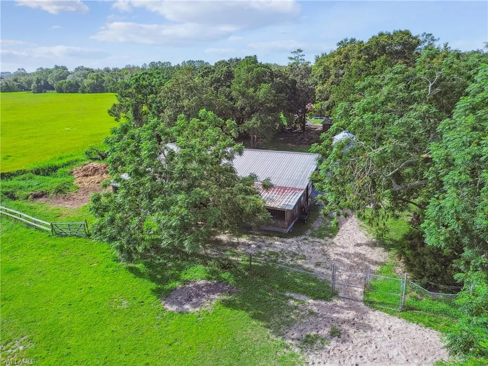 18139 BENES ROUSH ROAD Brooksville, MS 39604