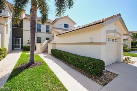 9250 Bayberry BEND #202