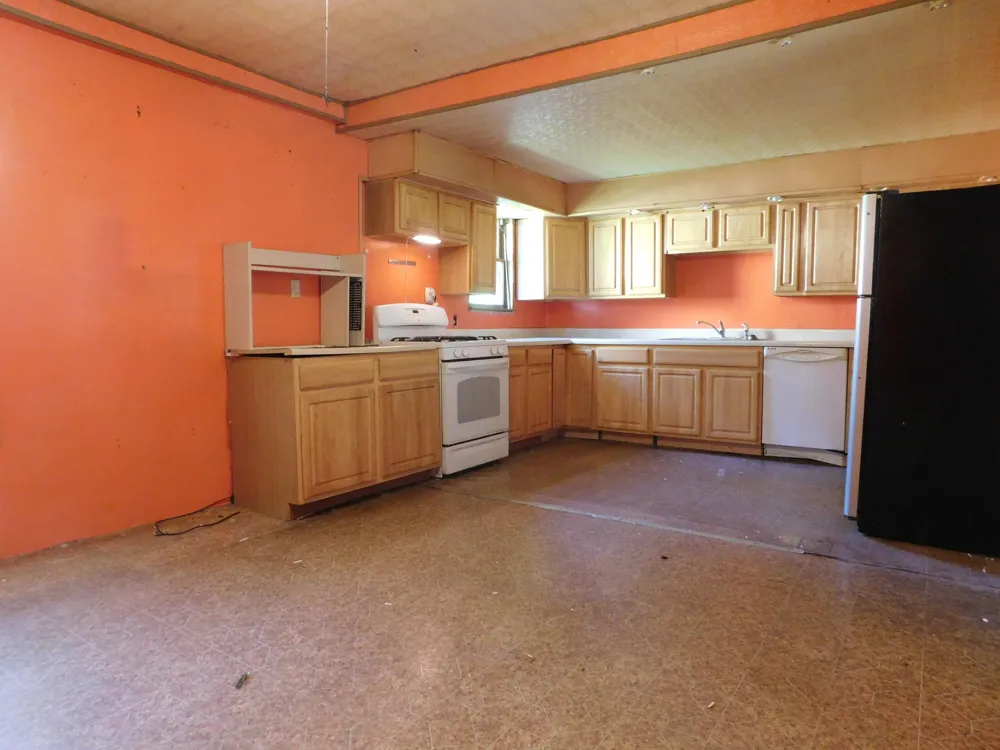 210 W Ash Street Albion City, MI 49224