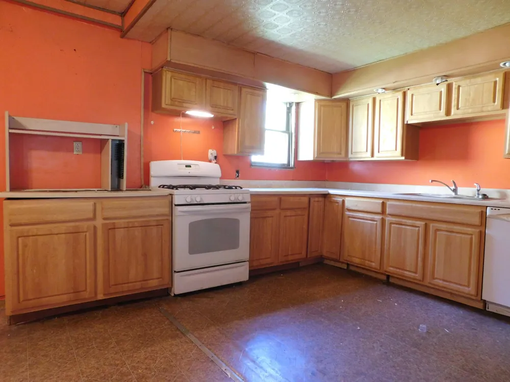 210 W Ash Street Albion City, MI 49224