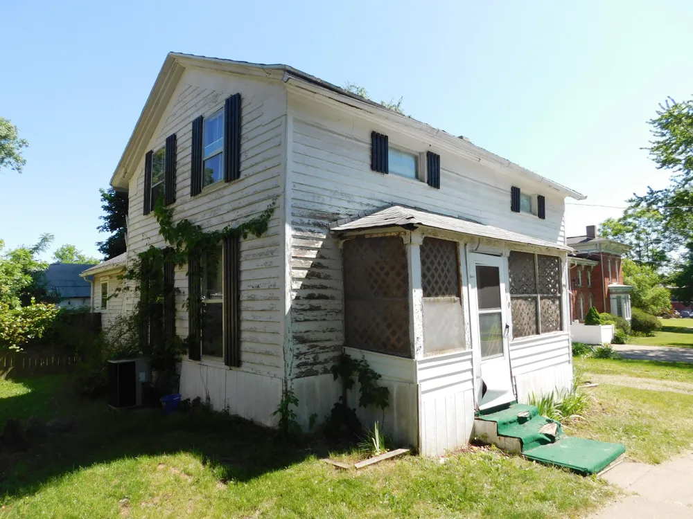 210 W Ash Street Albion City, MI 49224
