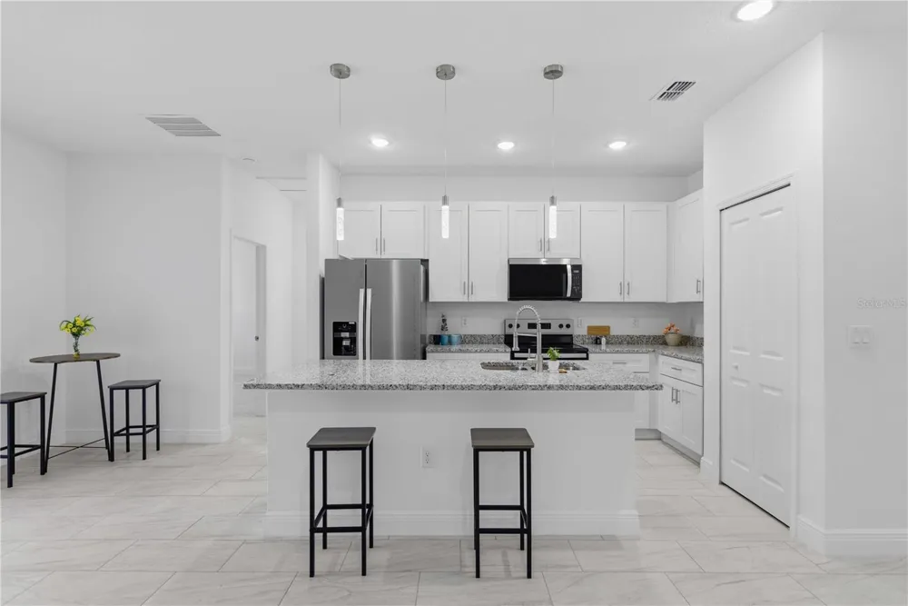 1985 W CORRINE STREET Dunnellon, FL 34434