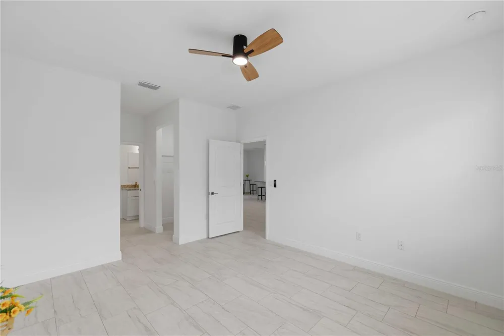 1985 W CORRINE STREET Dunnellon, FL 34434