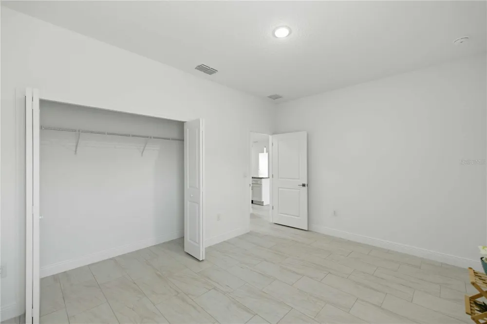 1985 W CORRINE STREET Dunnellon, FL 34434