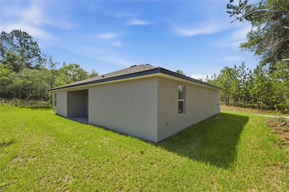 1985 W CORRINE STREET Dunnellon, FL 34434
