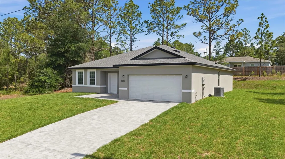 1985 W CORRINE STREET Dunnellon, FL 34434
