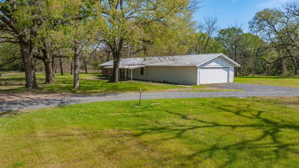 3400 CR 1240 Linden, TX 75563