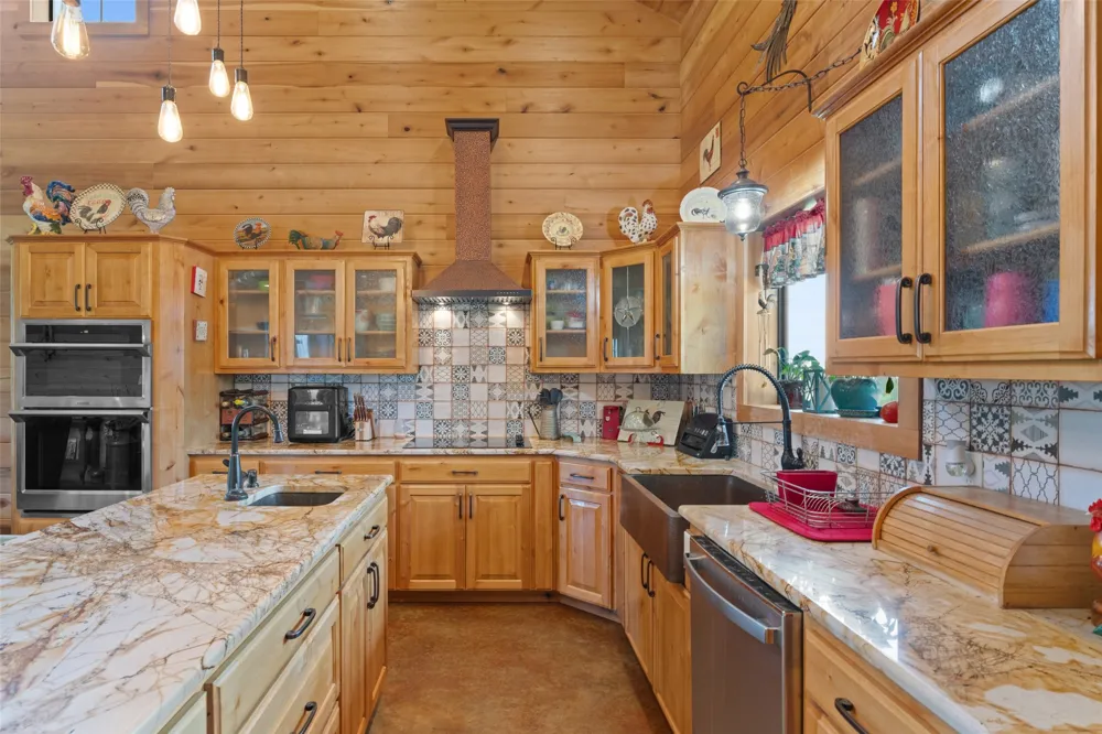218 Lcr 793 Groesbeck, TX 76642