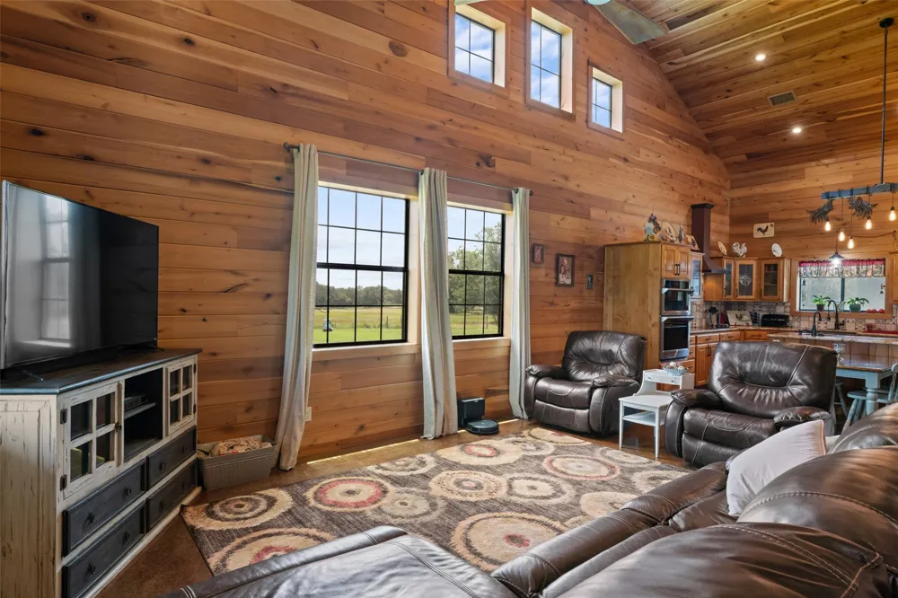 218 Lcr 793 Groesbeck, TX 76642