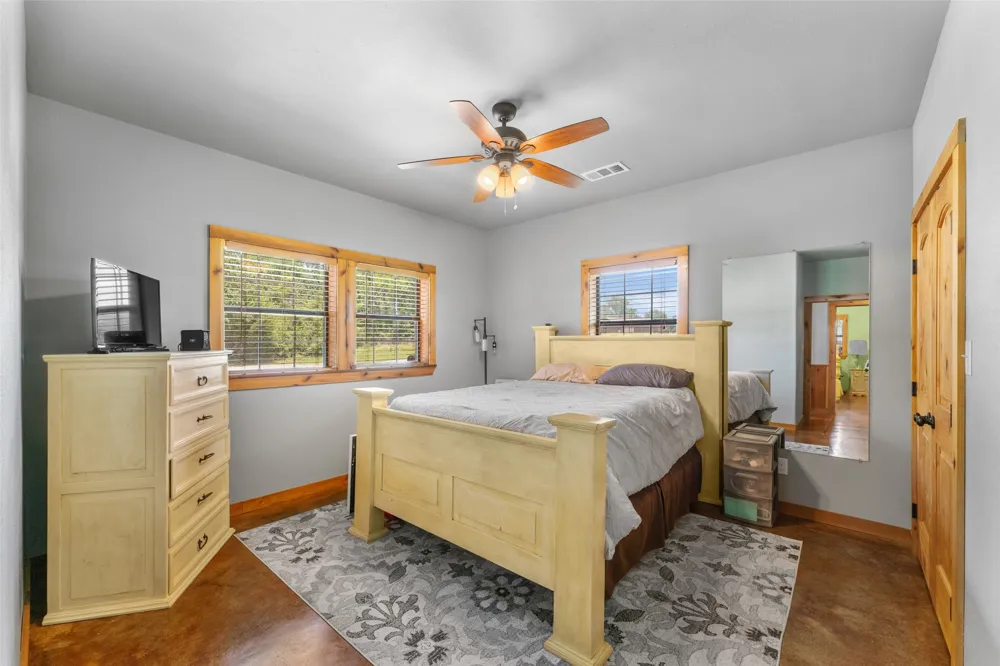 218 Lcr 793 Groesbeck, TX 76642