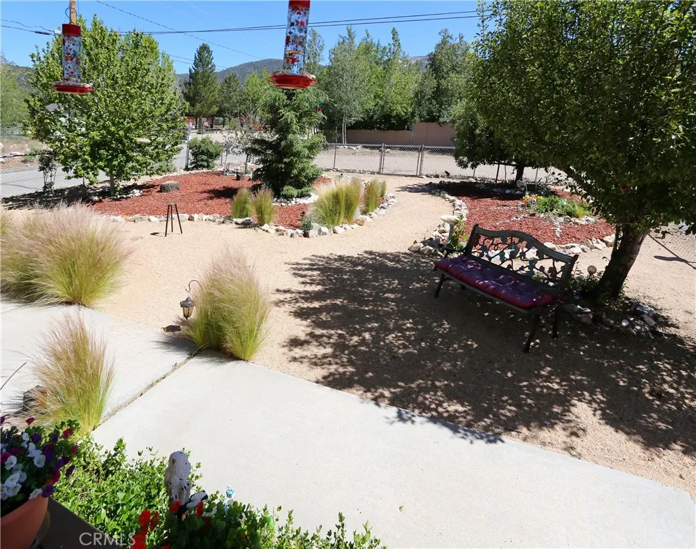 2097 Fox Big Bear City, CA 92314