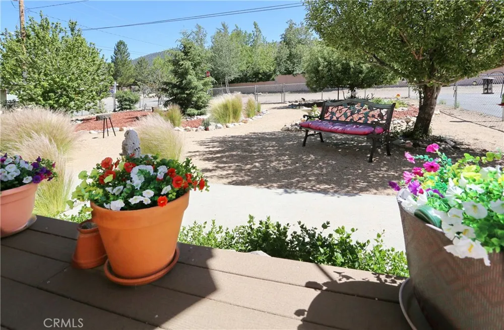 2097 Fox Big Bear City, CA 92314