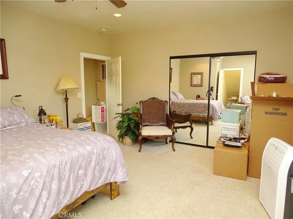 2097 Fox Big Bear City, CA 92314