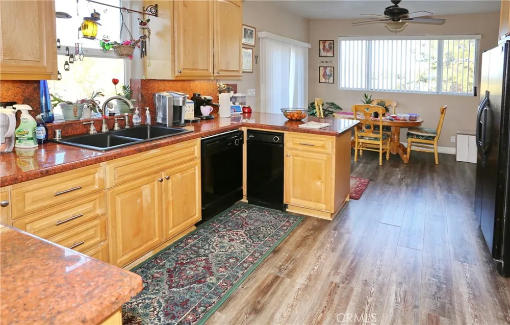 2097 Fox Big Bear City, CA 92314