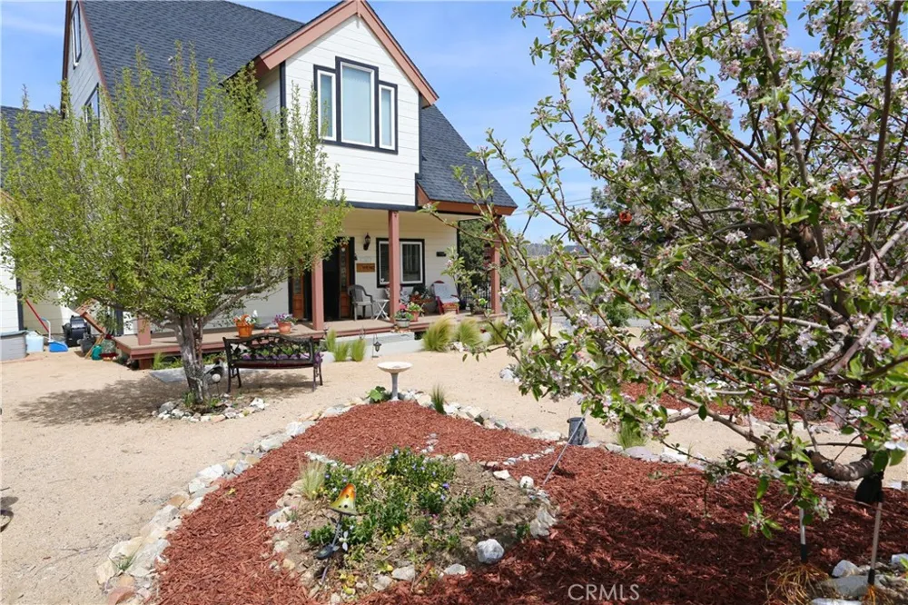 2097 Fox Big Bear City, CA 92314