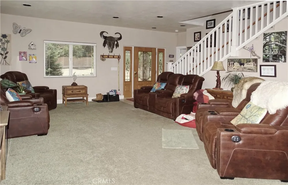 2097 Fox Big Bear City, CA 92314