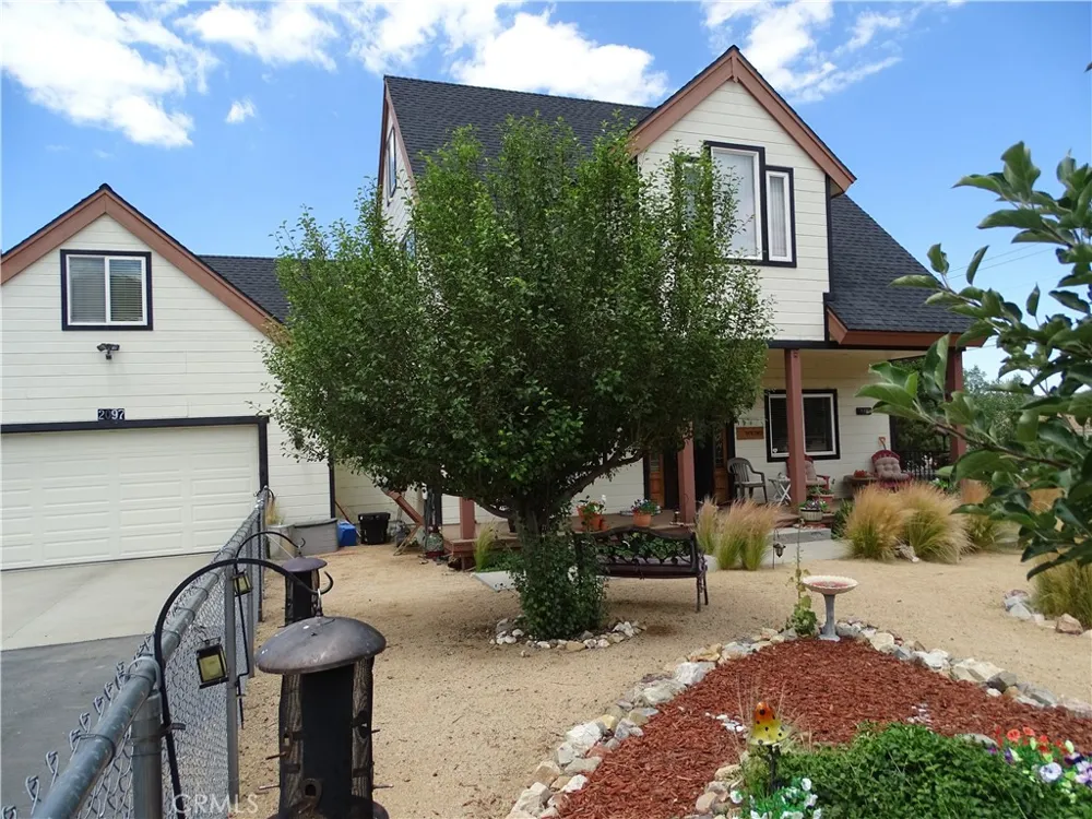 2097 Fox Big Bear City, CA 92314