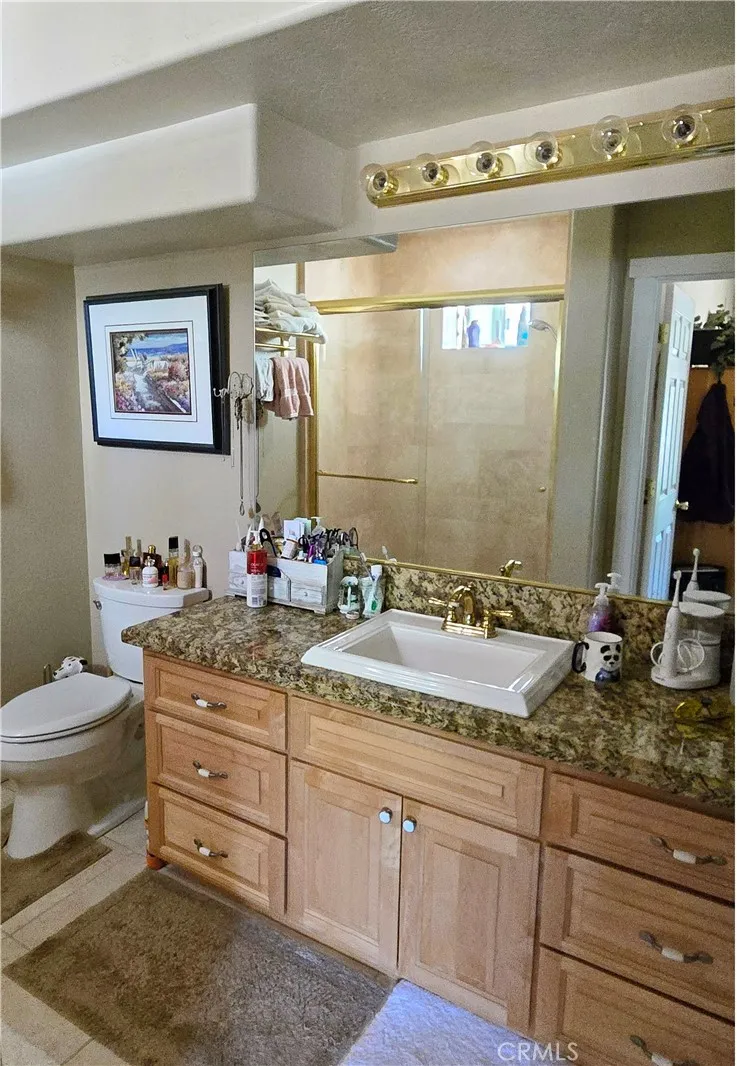 2097 Fox Big Bear City, CA 92314