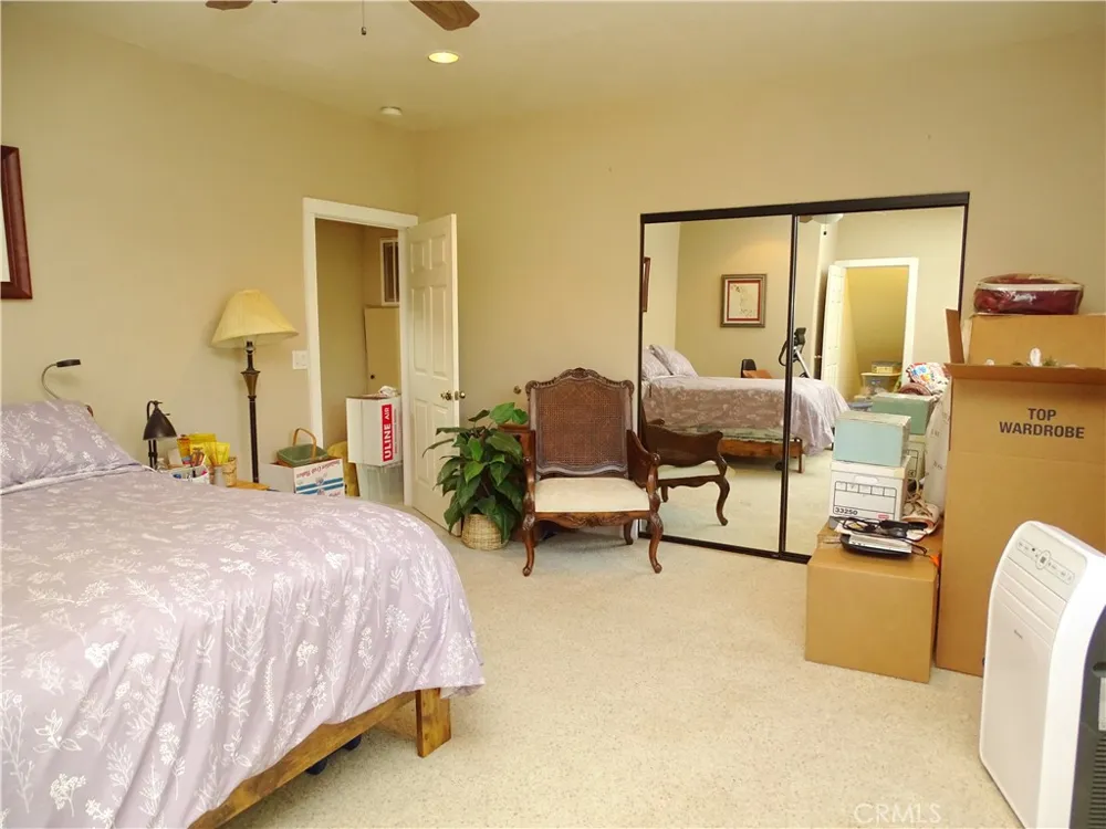 2097 Fox Big Bear City, CA 92314
