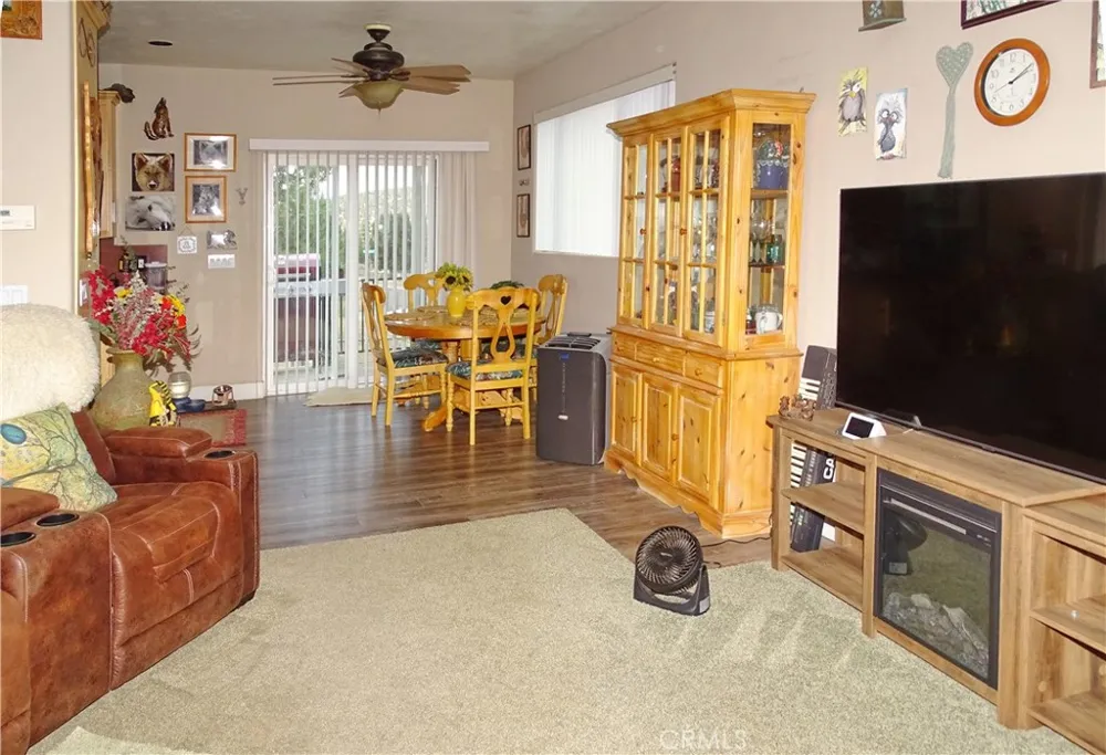 2097 Fox Big Bear City, CA 92314
