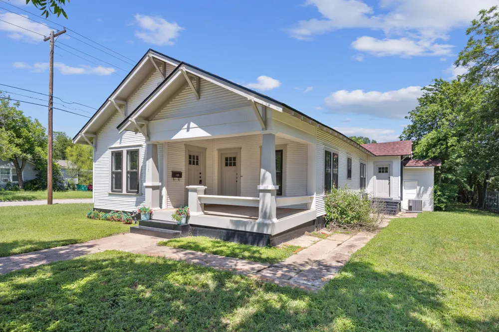 617 Beal Street Belton, TX 76513