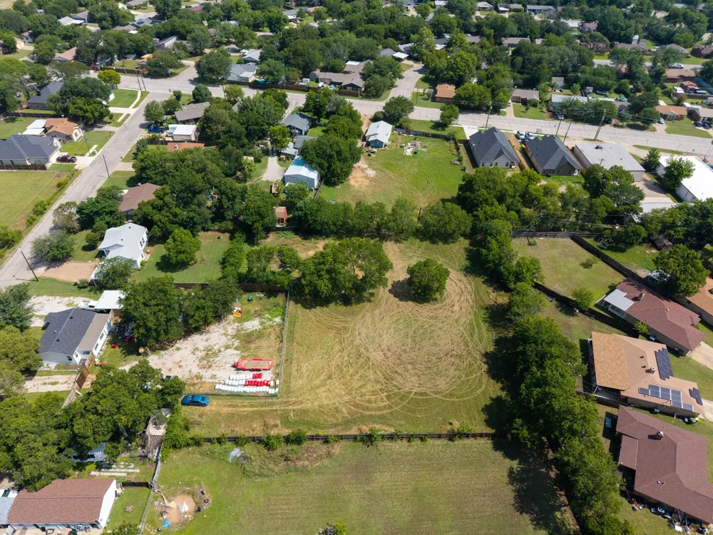 8815 Silver Creek Road White Settlement, TX 76108