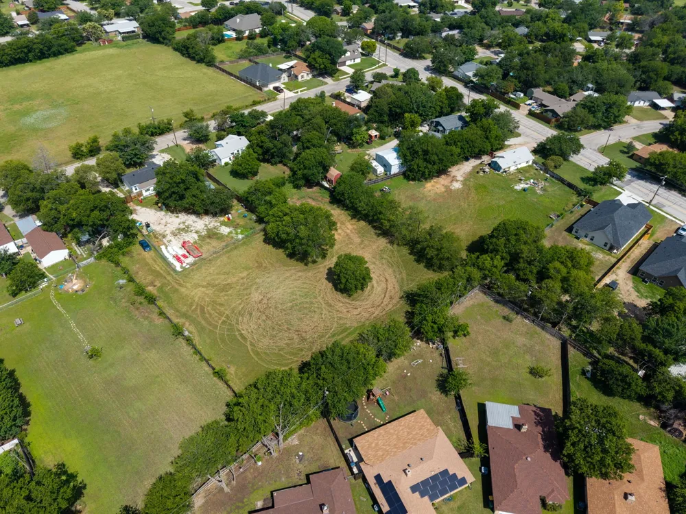 8815 Silver Creek Road White Settlement, TX 76108