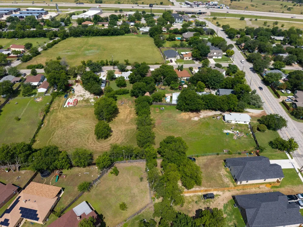 8815 Silver Creek Road White Settlement, TX 76108