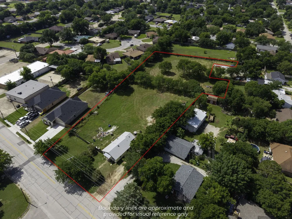 8815 Silver Creek Road White Settlement, TX 76108