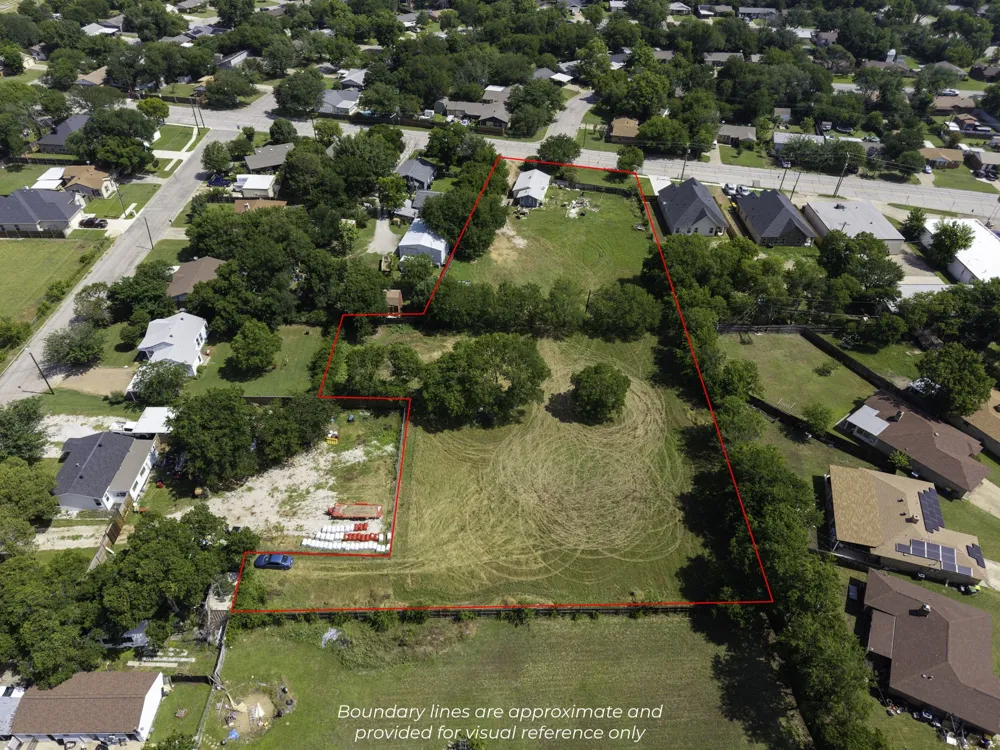 8815 Silver Creek Road White Settlement, TX 76108