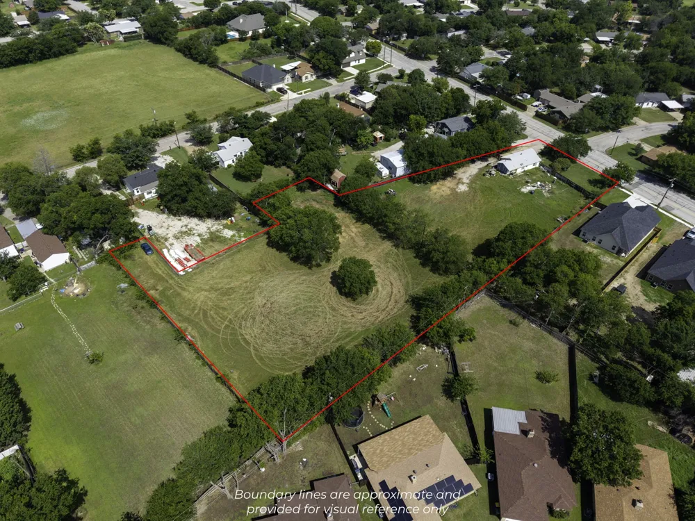 8815 Silver Creek Road White Settlement, TX 76108