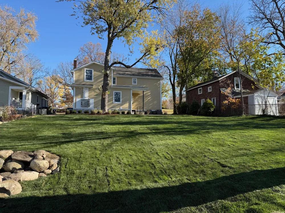 627 River #3 Ypsilanti, MI 48198