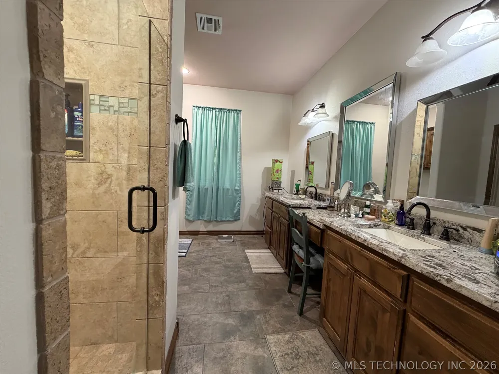 803 Julie Avenue Hominy, OK 74035