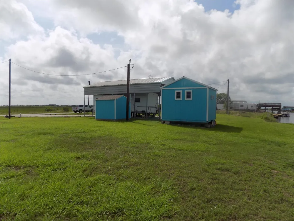 299 Cr 299 Sargent, TX 77414