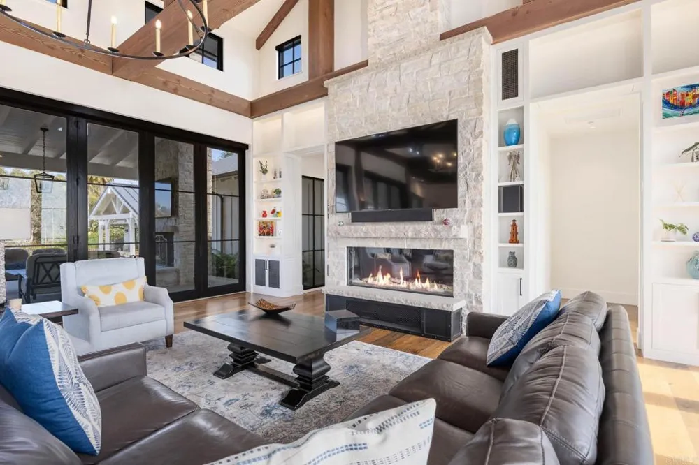 639 Quail Gardens Lane Encinitas, CA 92024