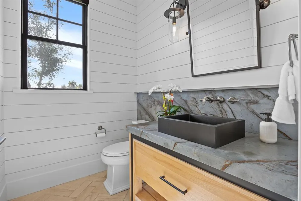 639 Quail Gardens Lane Encinitas, CA 92024