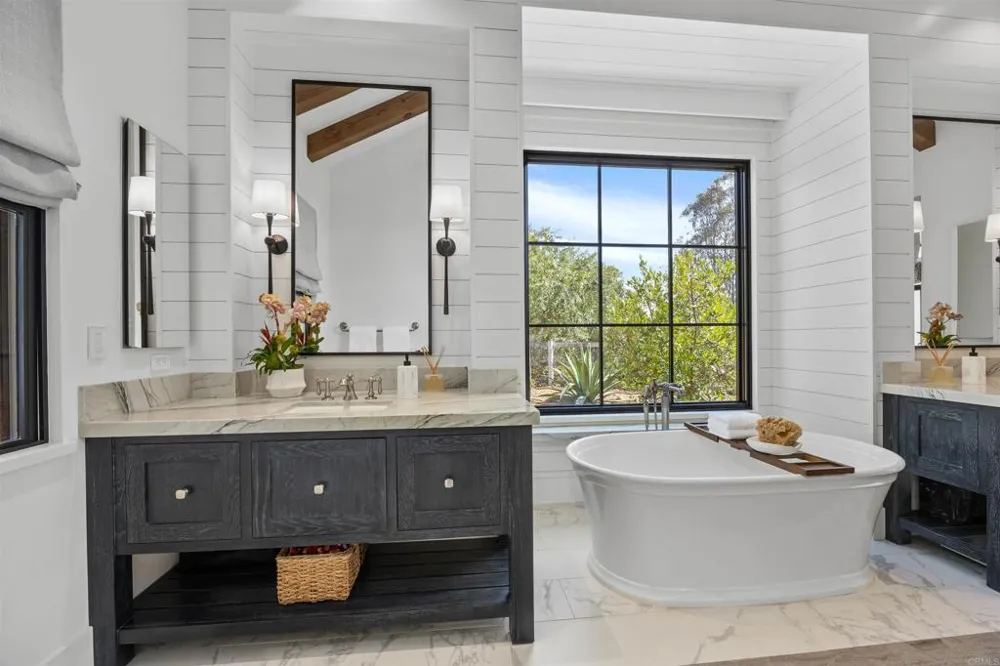 639 Quail Gardens Lane Encinitas, CA 92024