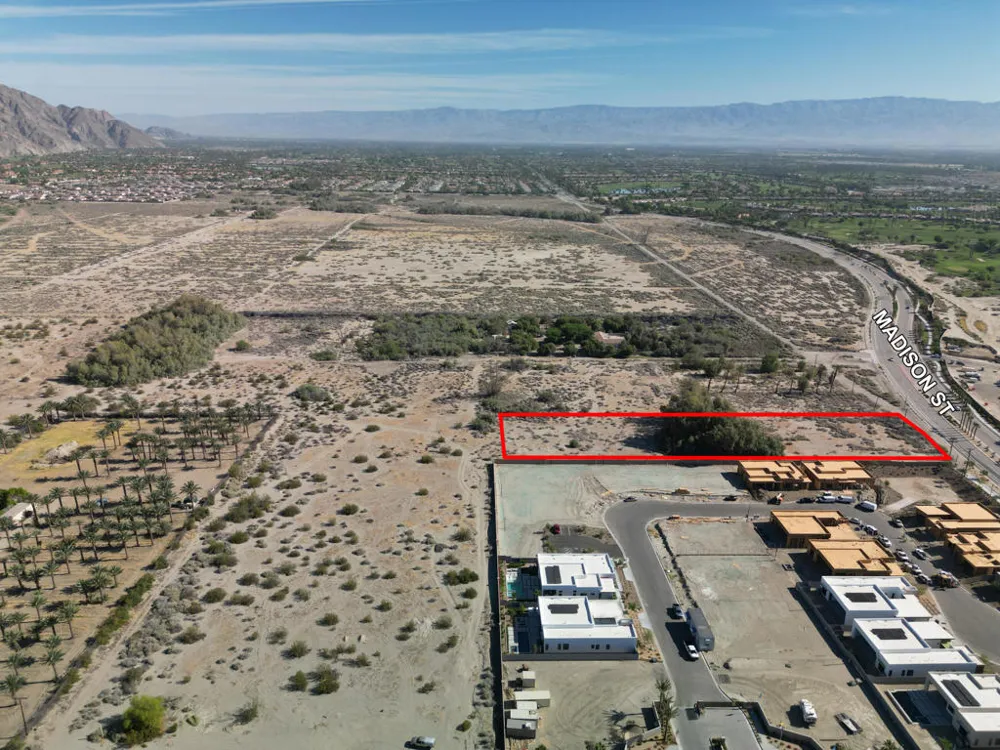59781 Madison Street La Quinta, CA 92253