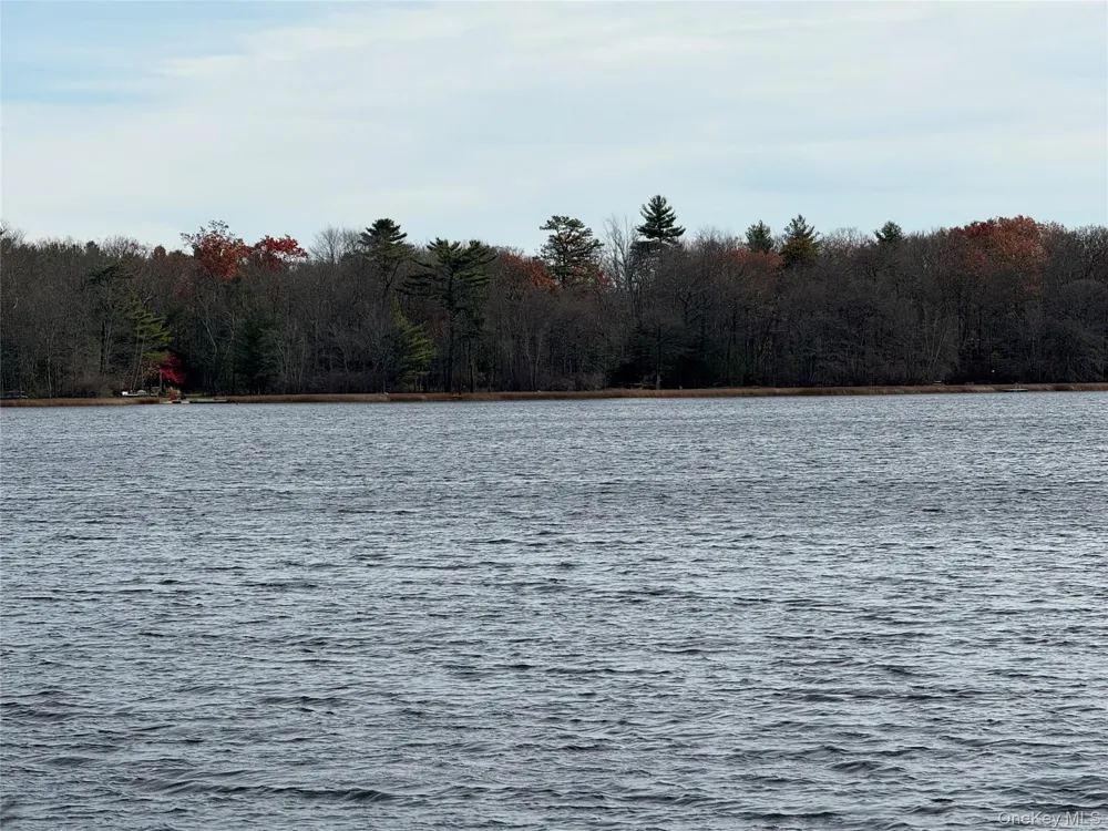 16 Fairway Drive Highland Lake, NY 12743