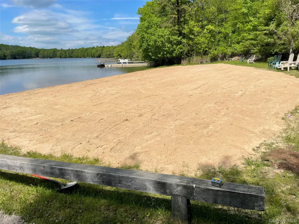 16 Fairway Drive Highland Lake, NY 12743