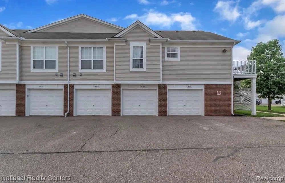 16707 CARRIAGE WAY Northville Township, MI 48168