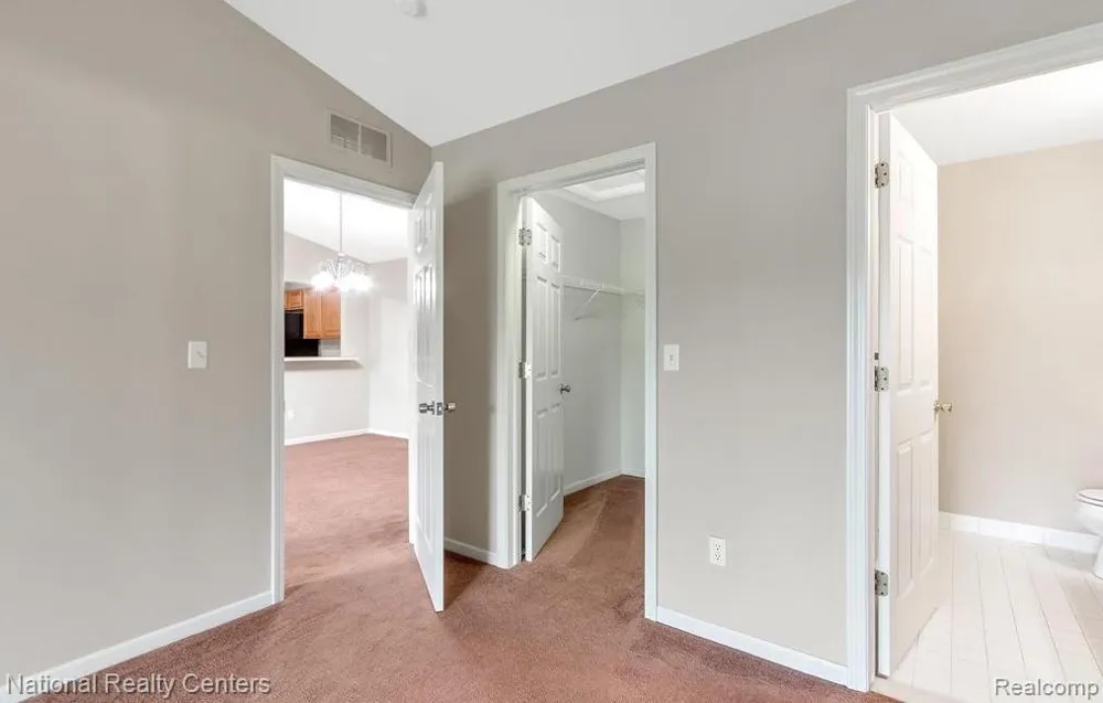 16707 CARRIAGE WAY Northville Township, MI 48168
