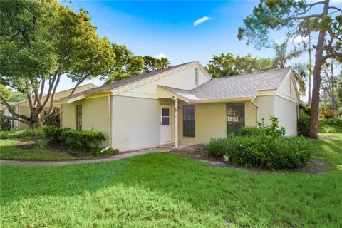 18 WINDRUSH BAY DRIVE