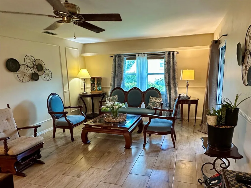 225 PINE BLUFF AVENUE #560 Deland, FL 32724